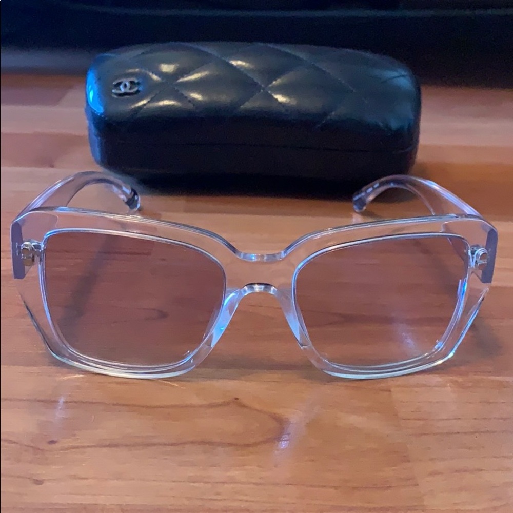 Sold on eBay - Picture 1 of 8